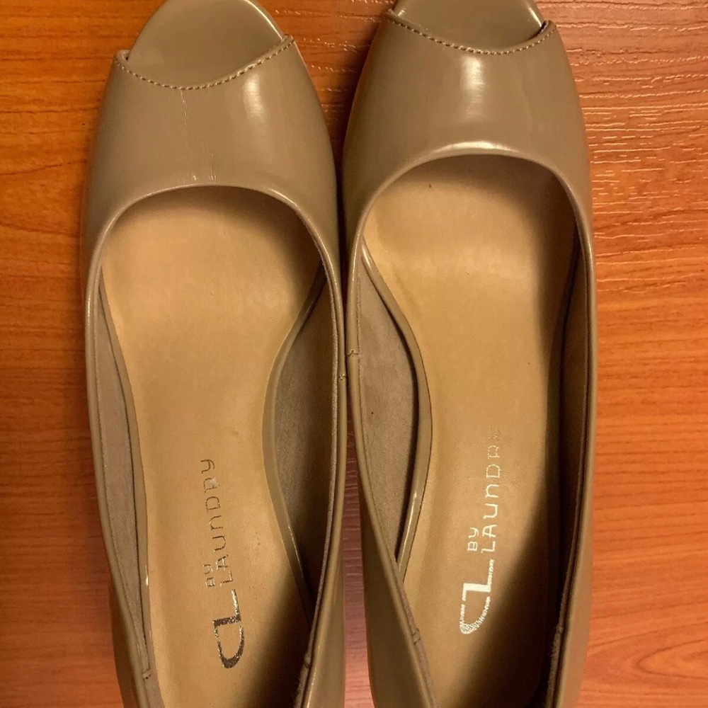 CL by Laundry Women's Open Toe High Heels Size 5.5